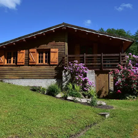 Σαλέ Cozy Chalet In With Garden Thiéfosse