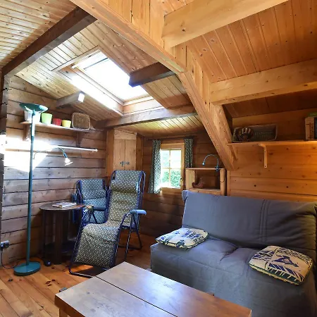 Cozy Chalet In With Garden Σαλέ *