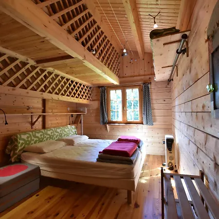 Cozy Chalet In With Garden Σαλέ *