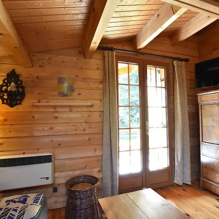 Cozy Chalet In With Garden Σαλέ *