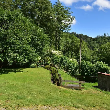 Cozy Chalet In With Garden *